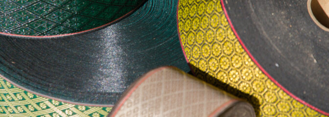 日本の伝統「畳縁」でデザインした小物特集