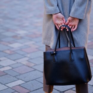 働く女性におすすめの通勤バッグの選び方！４つのポイントで解説